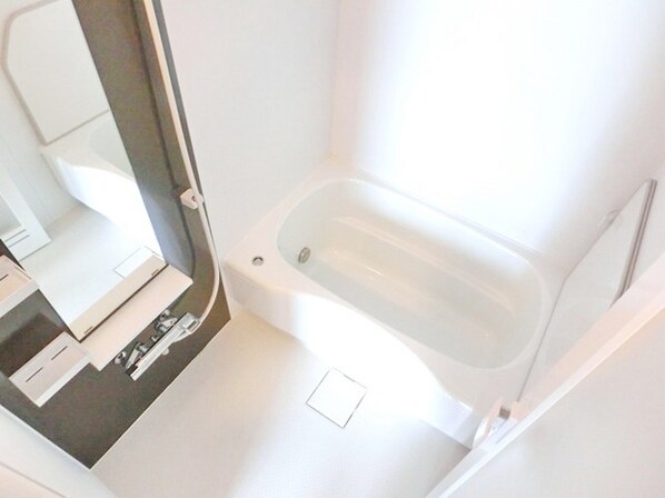 グリーンヒルズ河田町の物件内観写真